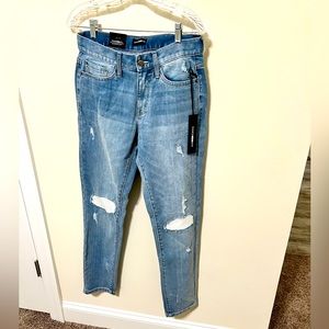 Fashion Nova Men’s Skinny Fit Premium Distressed Denim / Size 30 Waist / NWT